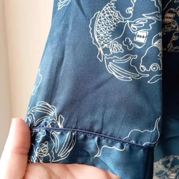 Navy Blue QiGong Silk Top - Picture 2 of 16